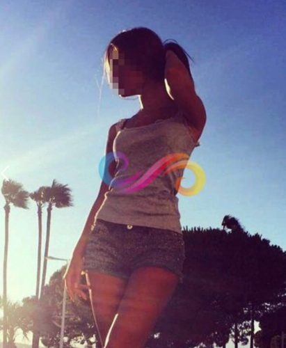 Arsız esmer escort Papatya