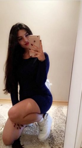 Çekici oral yapan escort Ekim