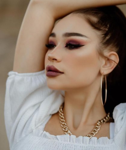 Seksi eve gelen hanım Aliye