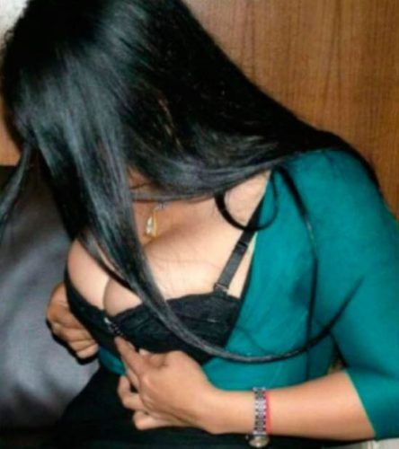 Seksi öpüşmeyi seven Reyhan